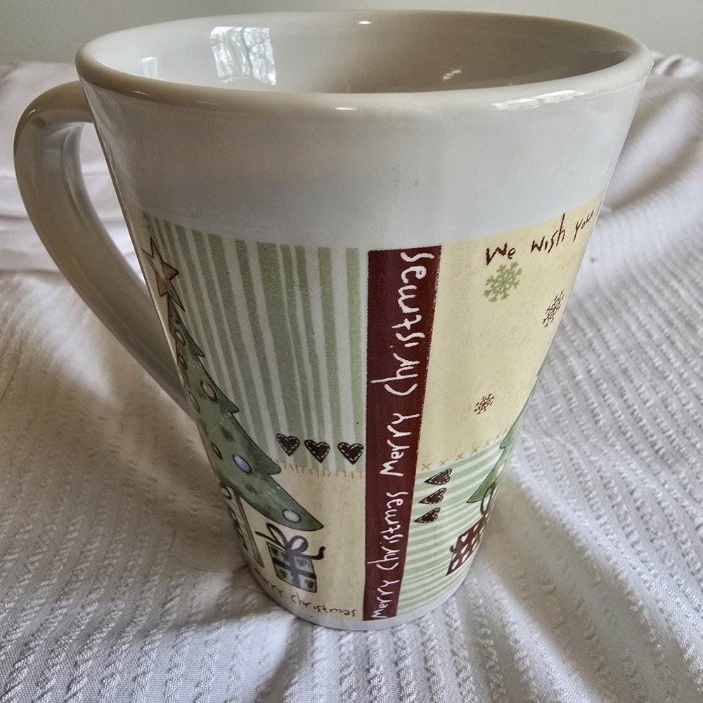 Royal Norfolk We Wish You A Merry Christmas Mug - Picture 4 of 7